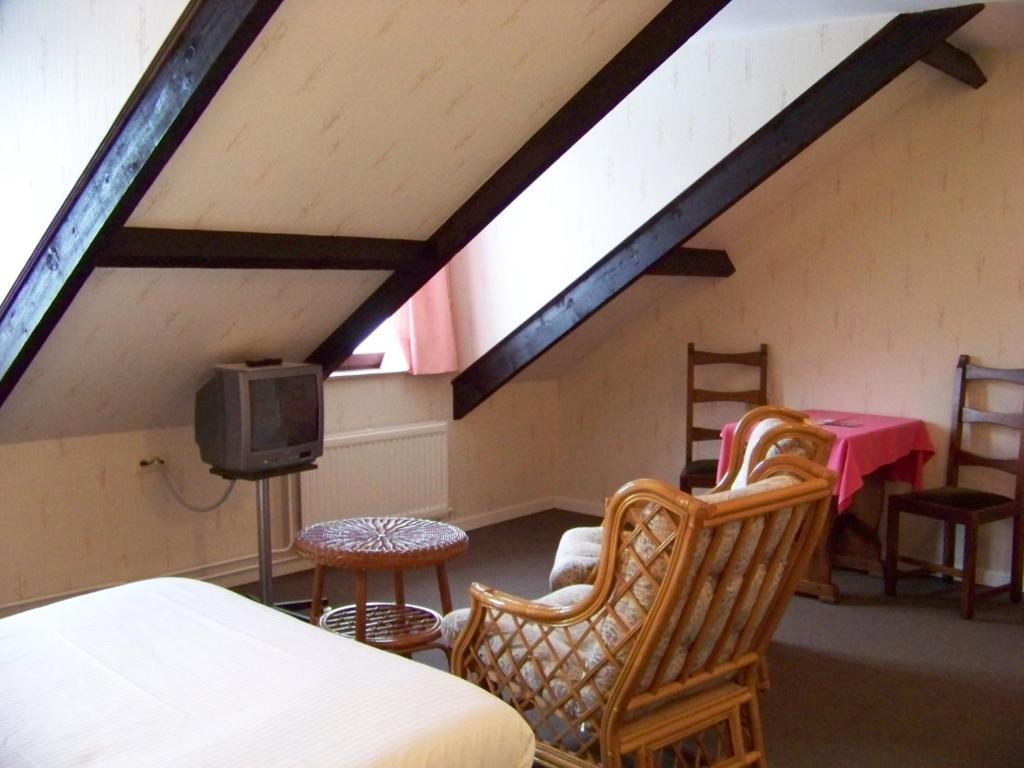 Auberge Le Vieux Moulin Bouillon Szoba fotó